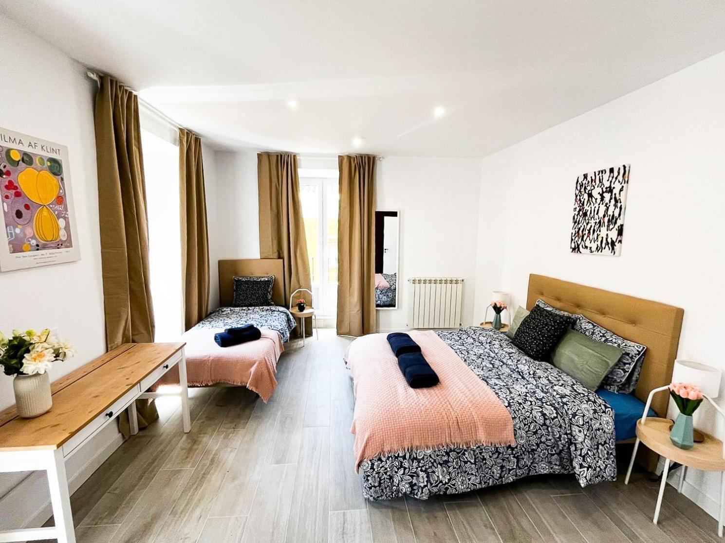 Madrid Private Rooms - Ferrer Экстерьер фото