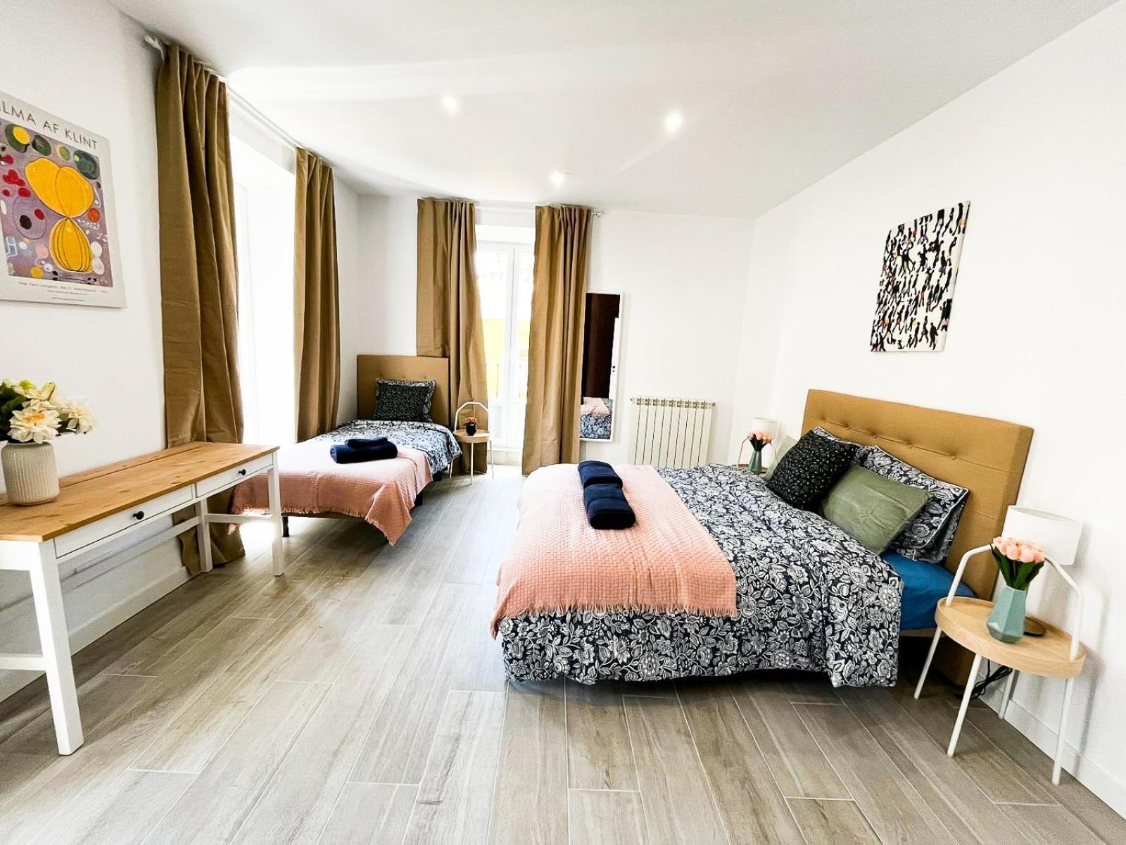 Madrid Private Rooms - Ferrer Экстерьер фото