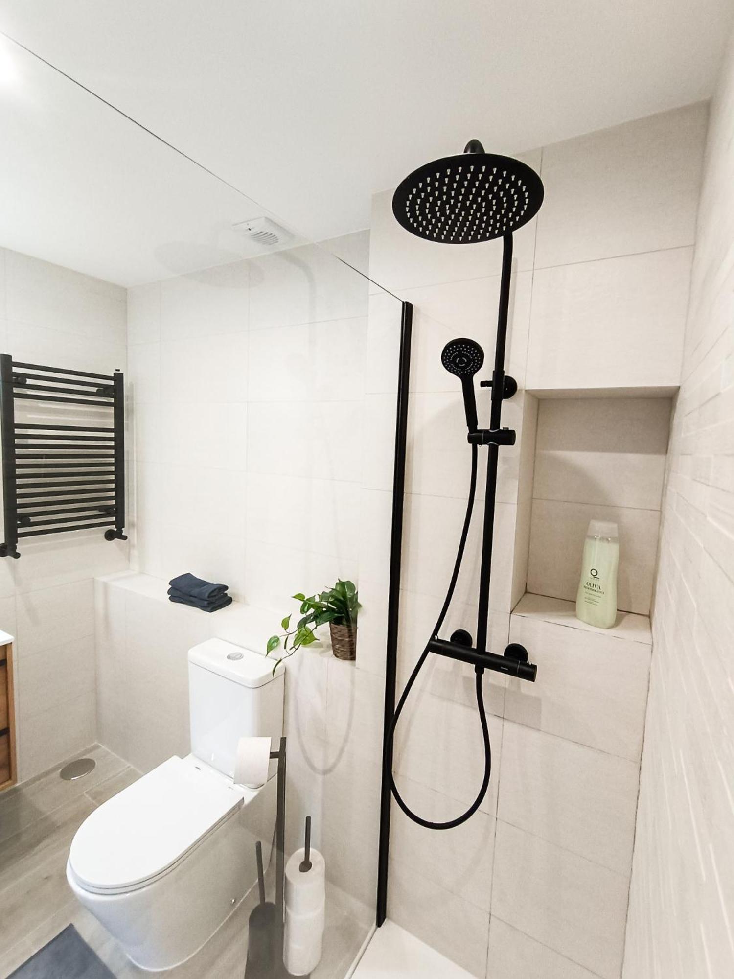 Madrid Private Rooms - Ferrer Экстерьер фото